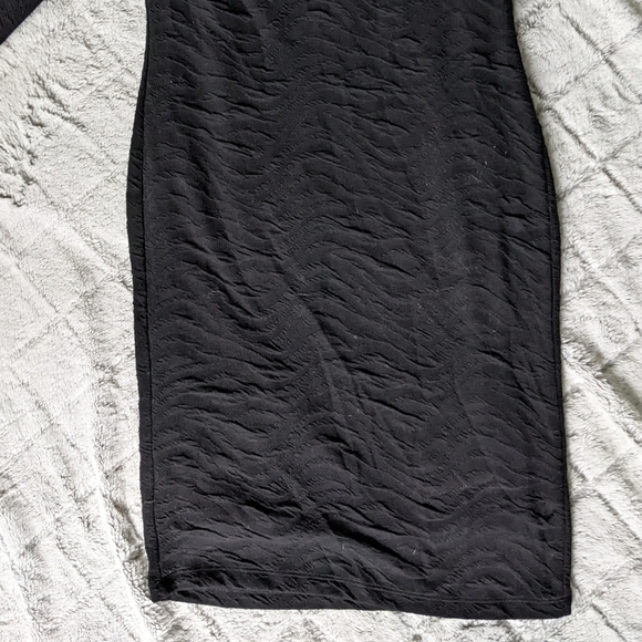 Carmen Marc Valvo Black Bodycon fitted midi dress long sleeve medium - Picture 3 of 4